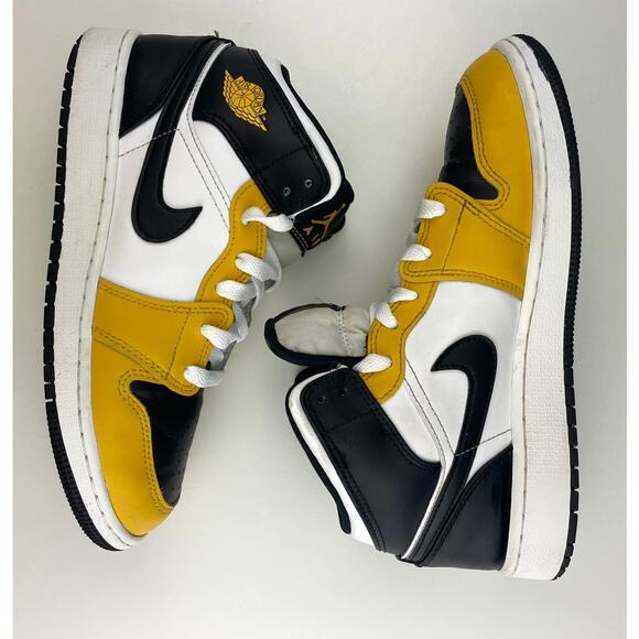 AIR JORDAN 1 MID Yellow Ochre Black Sneakers Youth (6) DQ8423-701 ($85) with box - Picture 1 of 12